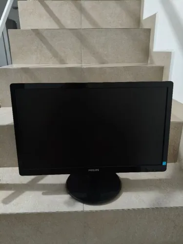 Vendo monitor Philips 21.5 polegadas 