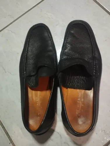 Mocassins em couro