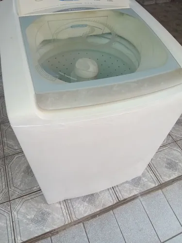 Máquina de lavar roupas 