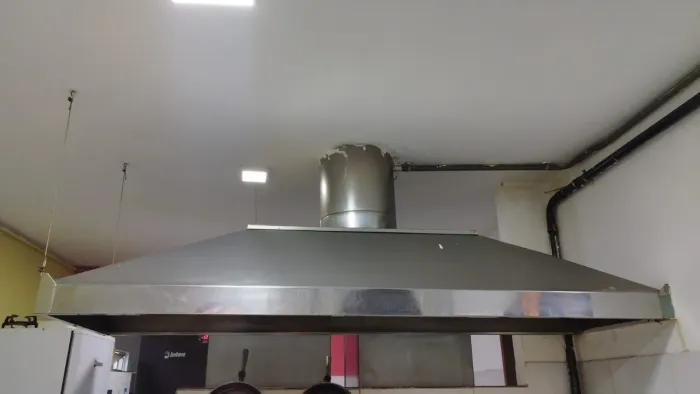 VENDO: Kit Coifa Industrial Completo (2,50m) + Dutos + Chapéu