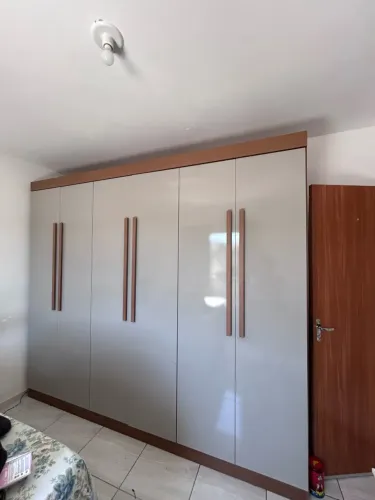 Guarda roupa casal