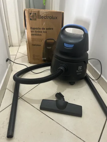 Vendo Aspirador de Pó Eletrolux 1250w