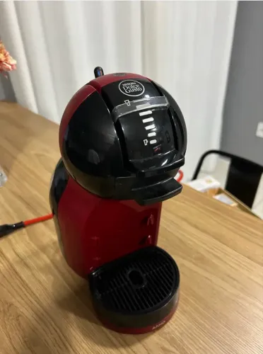 Cafeteira Nescafé Dolce Gusto Automática