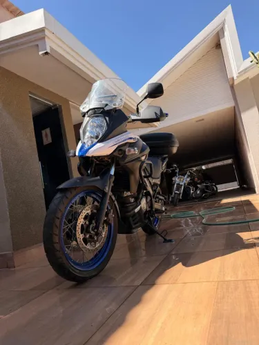 V-Strom , a moto perfeita pra você