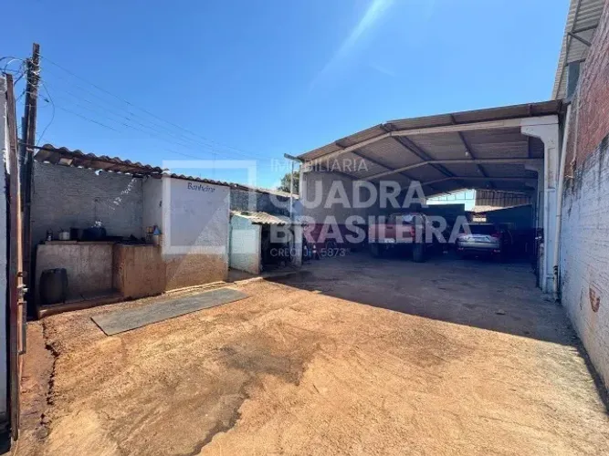 GALPÃO | 400M² | COMERCIAL