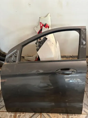 PORTA DIANTEIRA ESQUERDA FORD KA 
