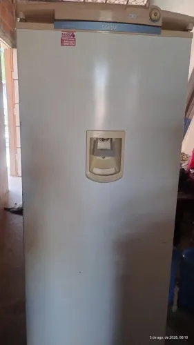 Vendo geladeira