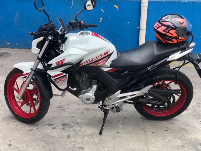 CB Twister 2022