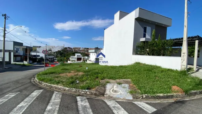 TERRENO DE 175,69m² NO CONDOMÍNIO RESIDENCIAL RECANTO TROPICAL NO BAIRRO MORADA DOS NOBRE 