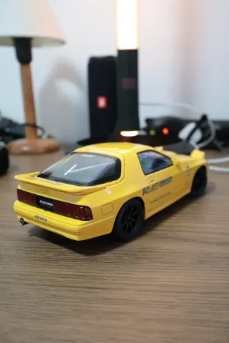 MAZDA RX7 - 1:24