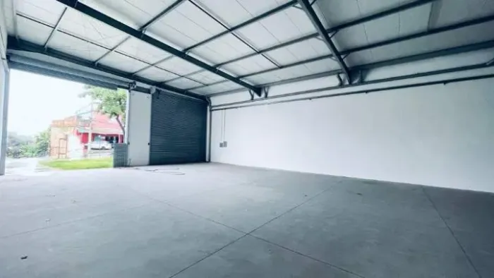 Galpão/Depósito/Armazém e 1 banheiro para Alugar, 307 m² de área construída, bairro Mantiq