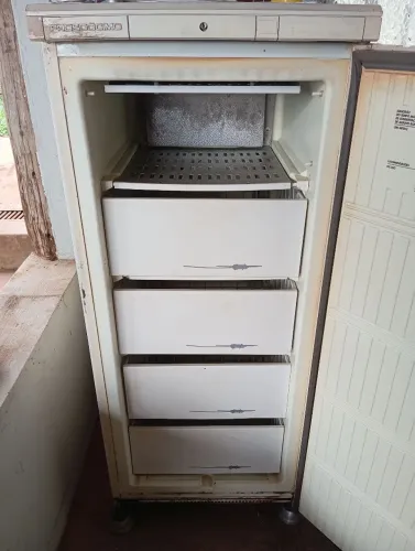 Freezer 180 litros