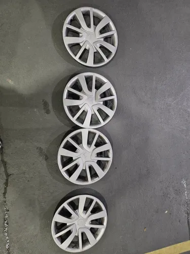 Calota Renault Sandero e Logan aro 15