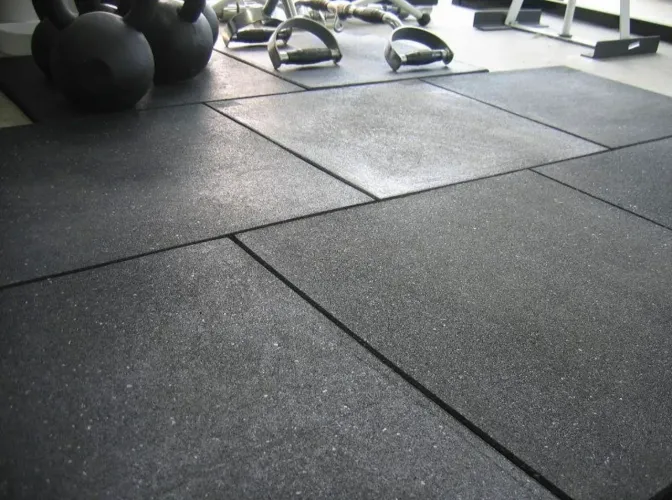 Piso de borracha academia crossfit