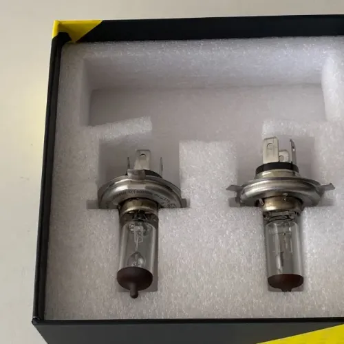 Ref 061 Par de Lâmpadas farol para Hb20 2015 usadas