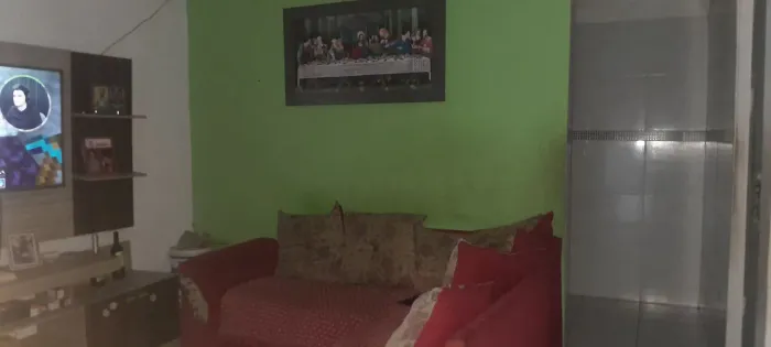 Vendo uma casa no residencial Amendoeiras Mara