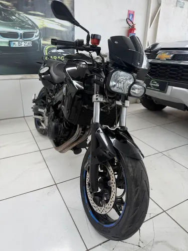 BMW f800r 2014 18 km muito conservada