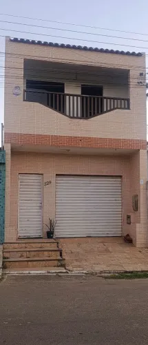 Vendo casa em ótimo estado de conservação.