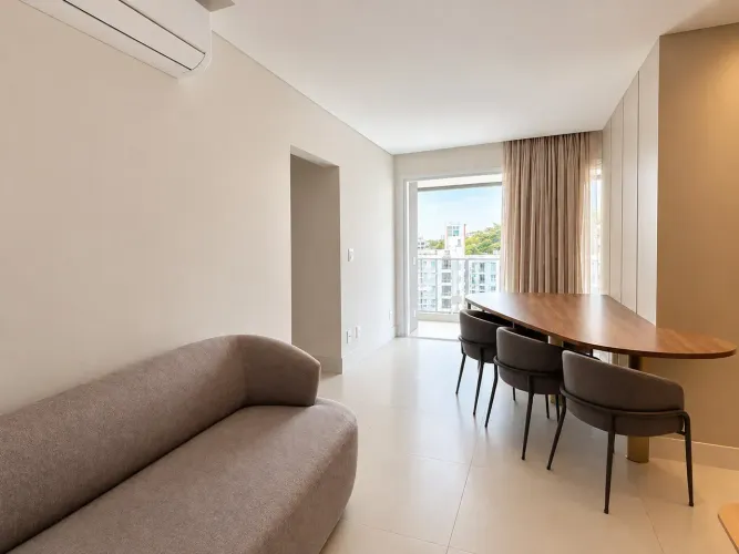Apartamento NOVO e Mobiliado 77m² - Locação Anual - Vista Mar e Churrasqueira, Praia Brava
