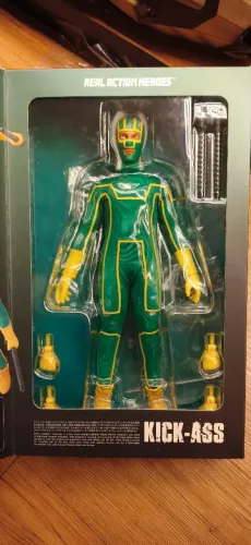 Kick ass 2 boneco 1/6 completo