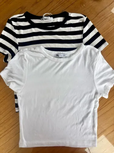 Cropped Zara com Mangas - Branco e Listrado - tam P - 30 cada