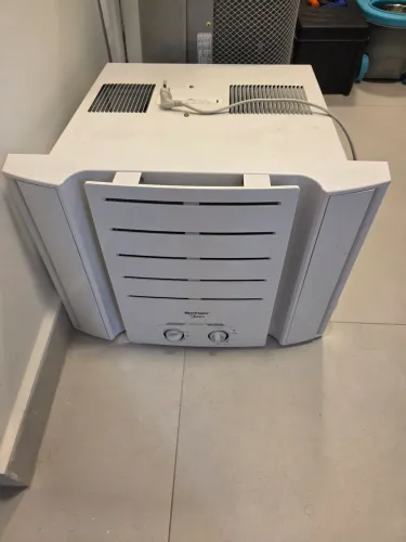 Ar condicionado de janela