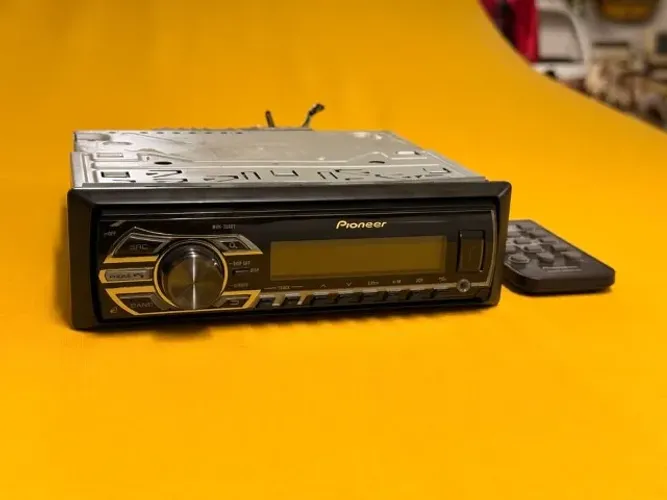 Rádio Automotivo Pioneer MVH-358BT - FM / USB / AUX / Bluetooth