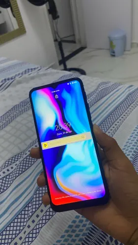Moto e7 plus ( recomendo pra rodar aplicativo 