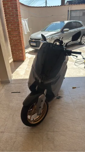 YAMAHA NMAX 160 CONNECTED 2025