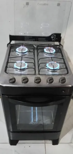 fogão esmaltec funciona às 4 bocas e o forno, faço entrega