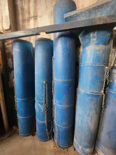 4 Dutos de entulho e 2 bocas