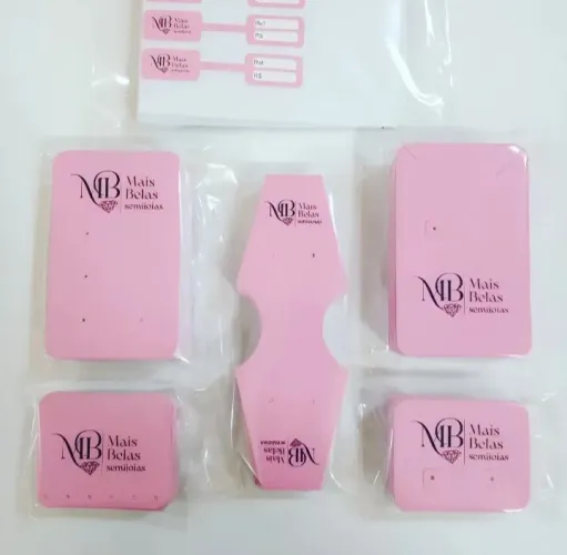 Tags para bijuterias e roupas
