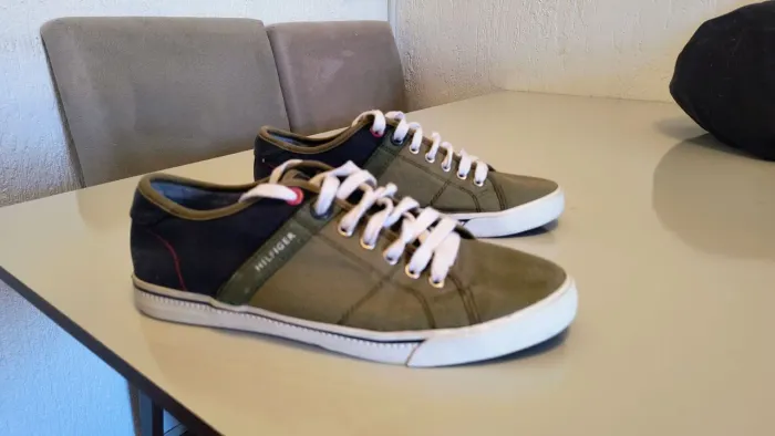 8 Pares de tênis 41 Original 