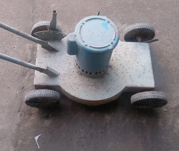 Roçadeira de grama de carrinho motor 1 hp