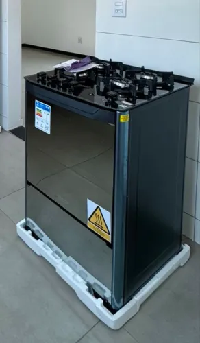 Fogão 4 bocas preto espelhado 