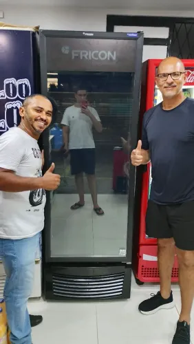 REFRIGERADOR VERTICAL 569 LITROS TOTAL BLACK FRICON
