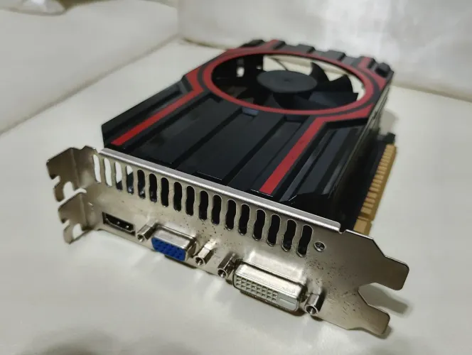 Placa de Vídeo Gforce GT 740 4gb GDDR5 128 Bits