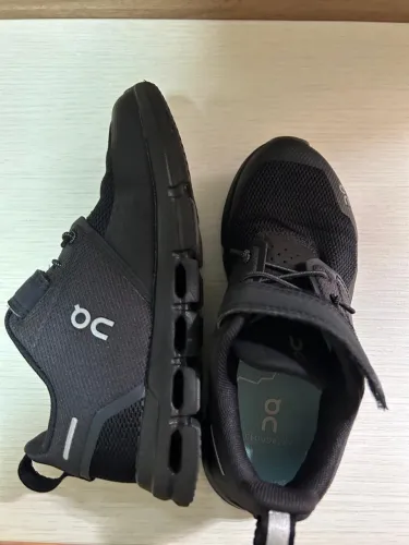 Tenis ON Infantil tamanho 28 - Preto