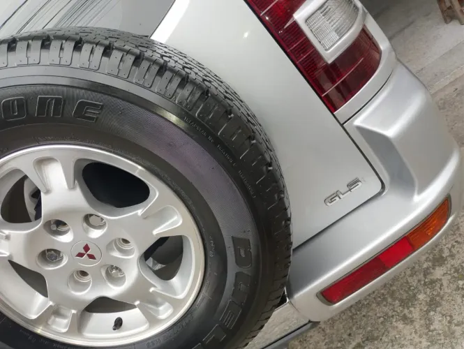 Mitsubishi Pajero GLS 3.0 V6 4P Aut. 2001