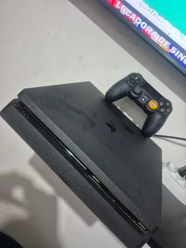 PlayStation 4. 500gb