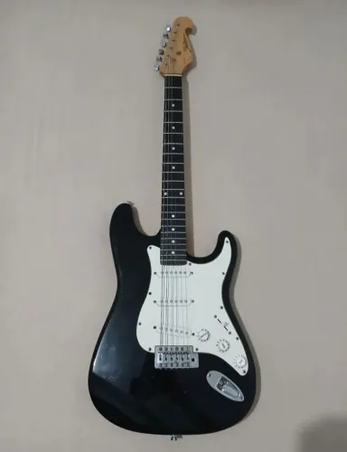 Guitarra Shelter USA CALIFORNIA DELUXE