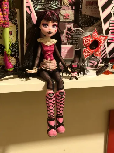 Draculaura Wave 2 Monster High RESERVADA