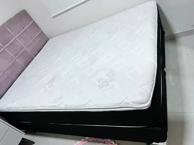 Cama box Queen Size completa 