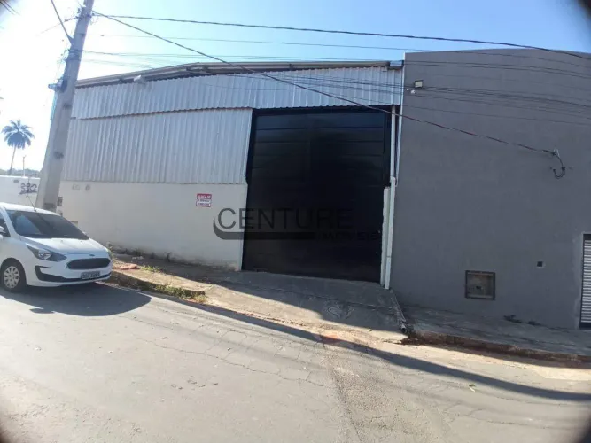 Galpão para Locação com 300m² Próximo ao Mega Space em Santa Luzia