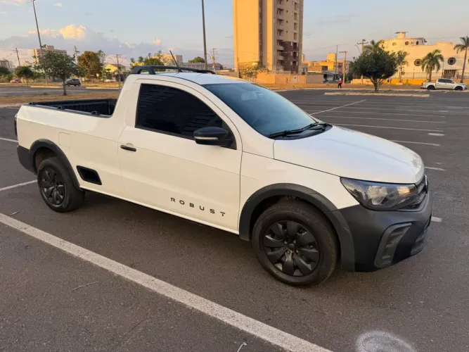 Volkswagen Saveiro Robust 1.6 Total Flex 16V 2024