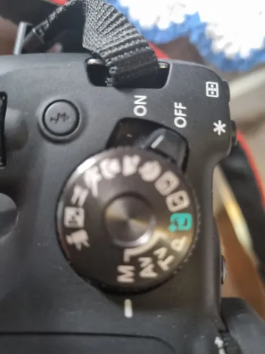 Camera t7 cânon 