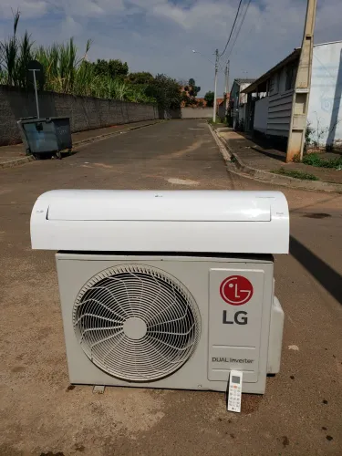 Ar Condicionado Inverter 24.000 Btus Quente frio Wii fii smart 220v