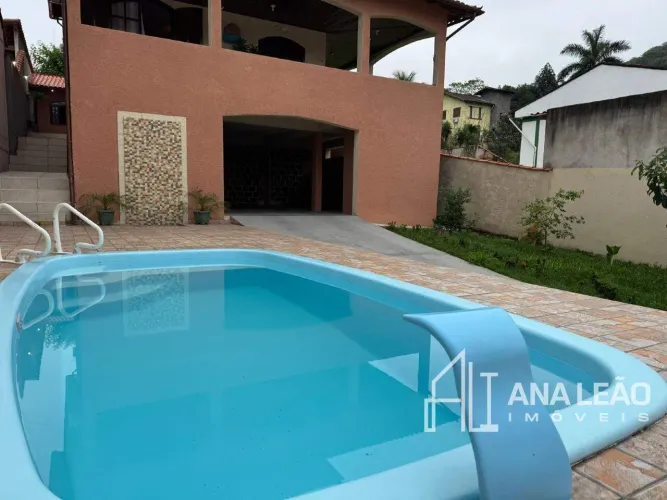 Casa de condomínio - 6 quartos - 396m2 - Limoeiro - Guapimirim/RJ.