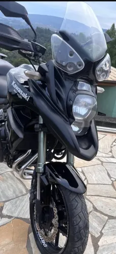 Kawasaki 650 ano 212. Com 70 mil km