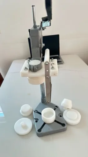 Maquina modeladora de empadas